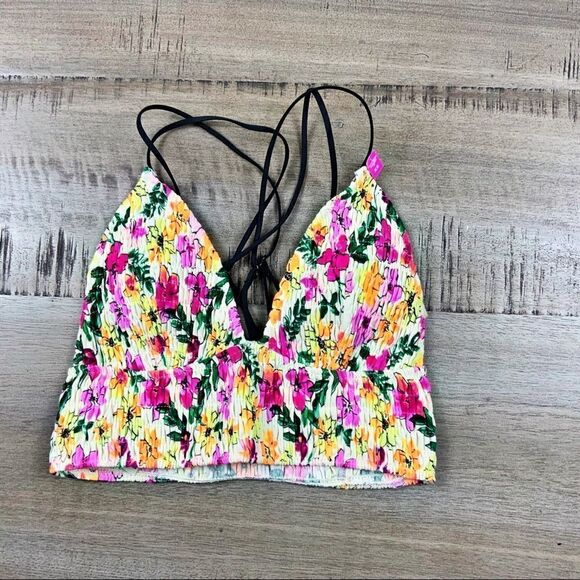 NWT PINK Victoria’s Secret Smocked Triangle Bra - Picture 3 of 5